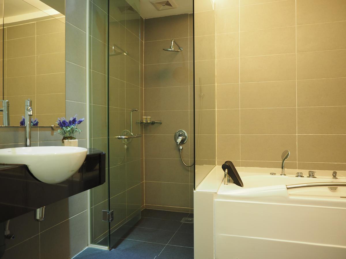 Mornington Hotel Medan איפוה מראה חיצוני תמונה
